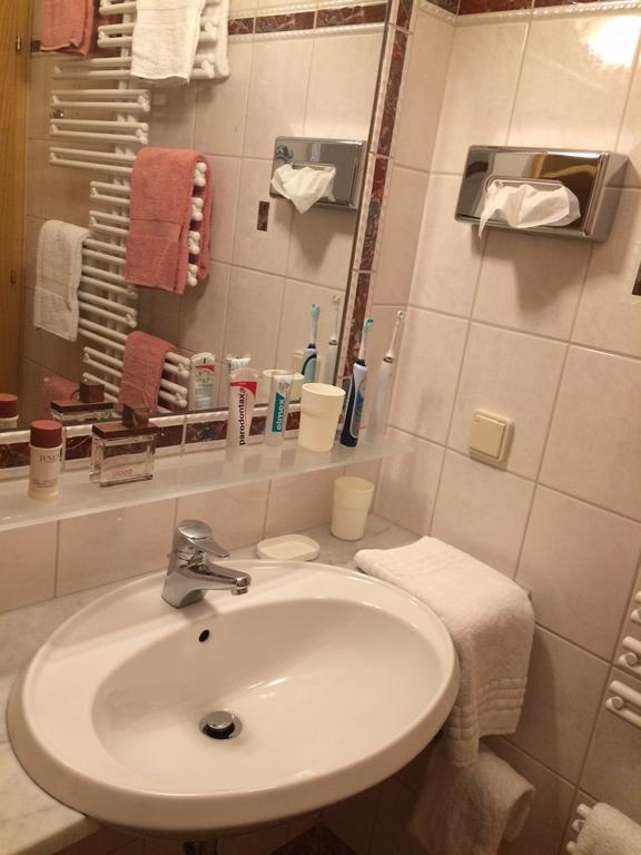 Appartement Dertnig วาไกรน์ ภายนอก รูปภาพ