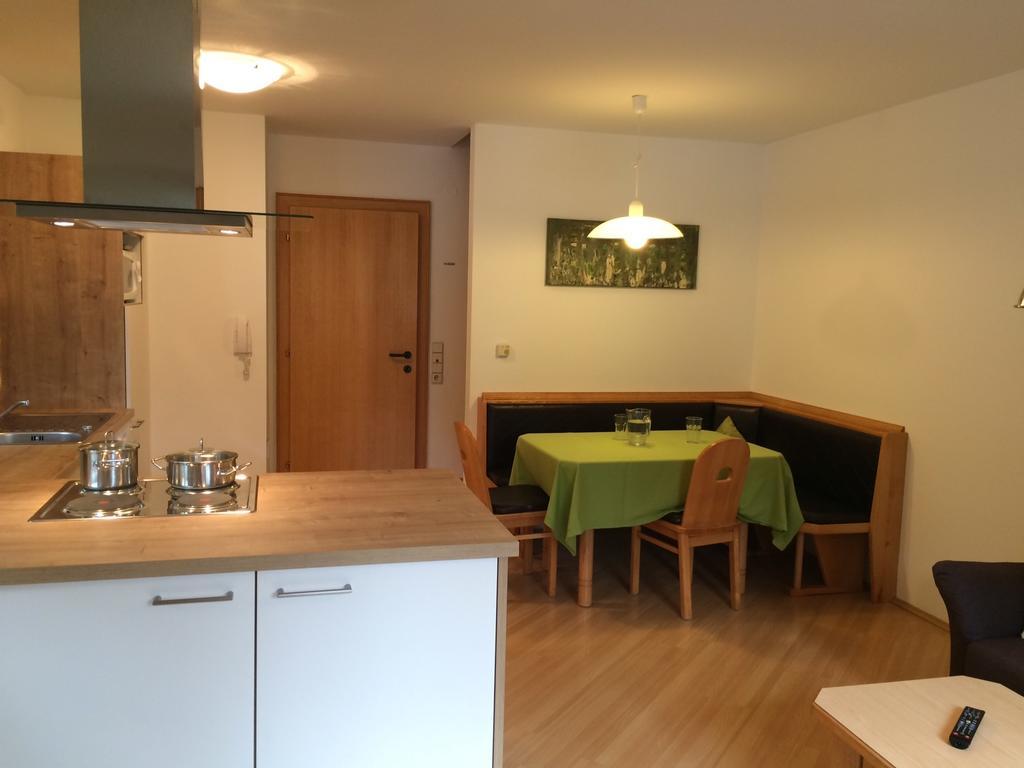 Appartement Dertnig วาไกรน์ ภายนอก รูปภาพ