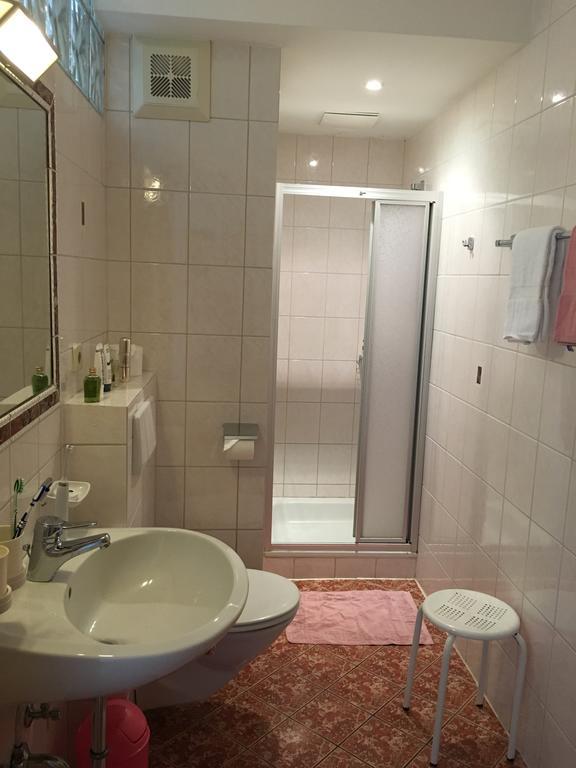 Appartement Dertnig วาไกรน์ ภายนอก รูปภาพ