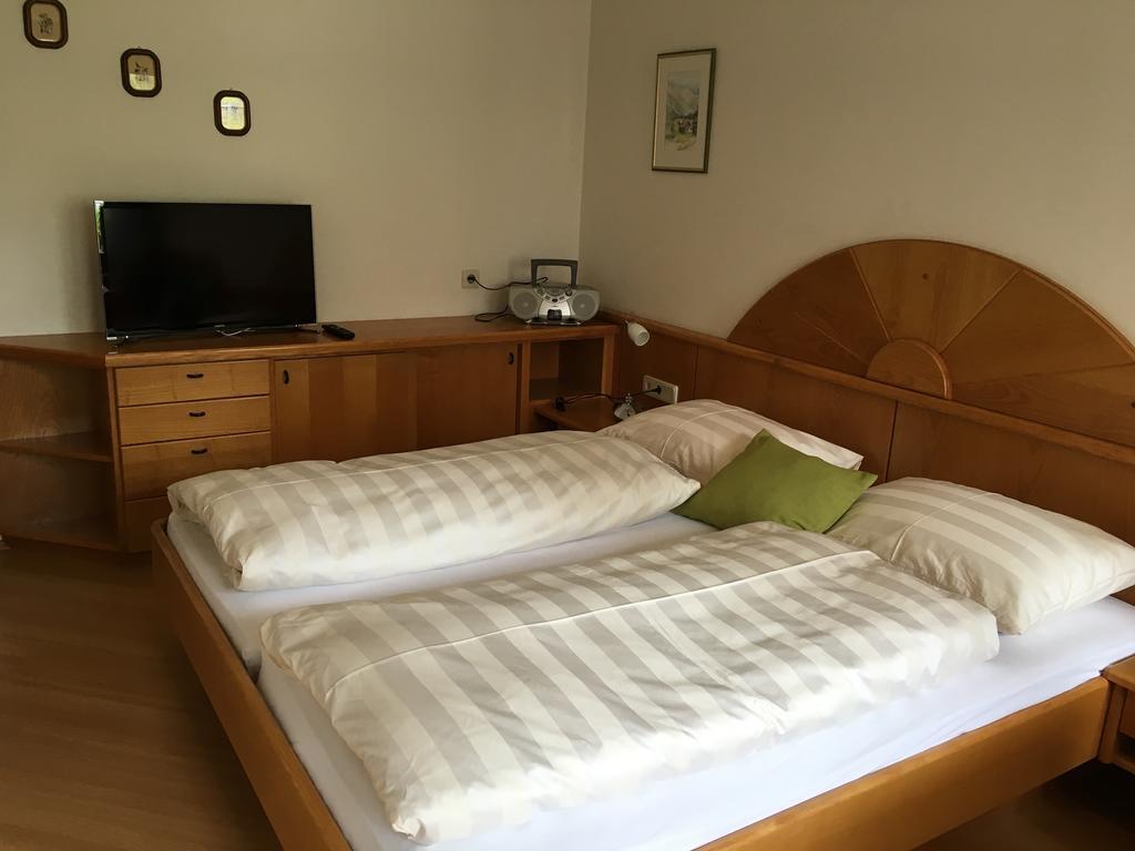 Appartement Dertnig วาไกรน์ ภายนอก รูปภาพ