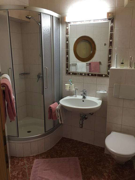 Appartement Dertnig วาไกรน์ ภายนอก รูปภาพ